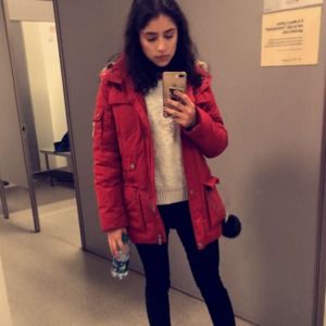 Meet your Posher, Liz